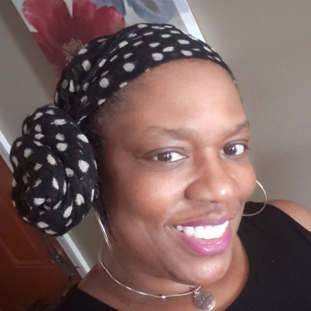 Meet your Posher, Claudette